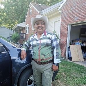 Meet your Posher, Juan